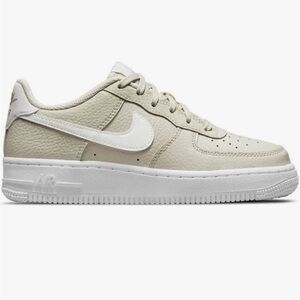 Big Kids Nike Air Force 1s size 6Y Classic Beige and White Sneakers